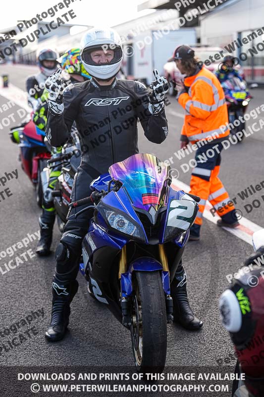 donington no limits trackday;donington park photographs;donington trackday photographs;no limits trackdays;peter wileman photography;trackday digital images;trackday photos